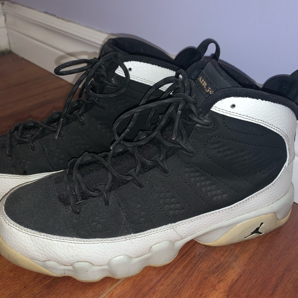 Air Jordan 9s - Picture 3 of 3